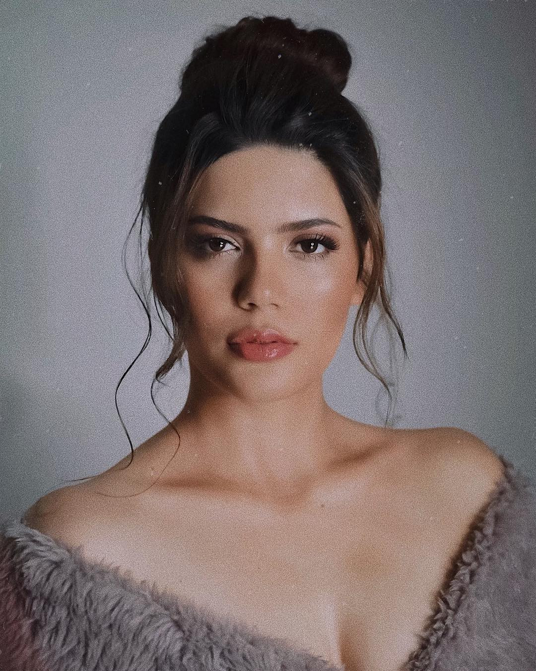 Nhan sắc của 11 hoa hậu đồng hành cùng SEA Games 30 ảnh 2