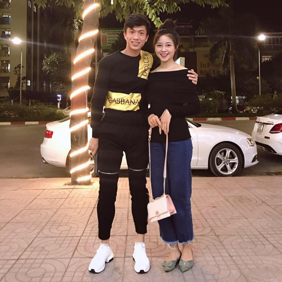 'Lóa mắt' vì số vàng mà bạn gái hot girl của Phan Văn Đức đeo trong lễ ăn hỏi ảnh 8