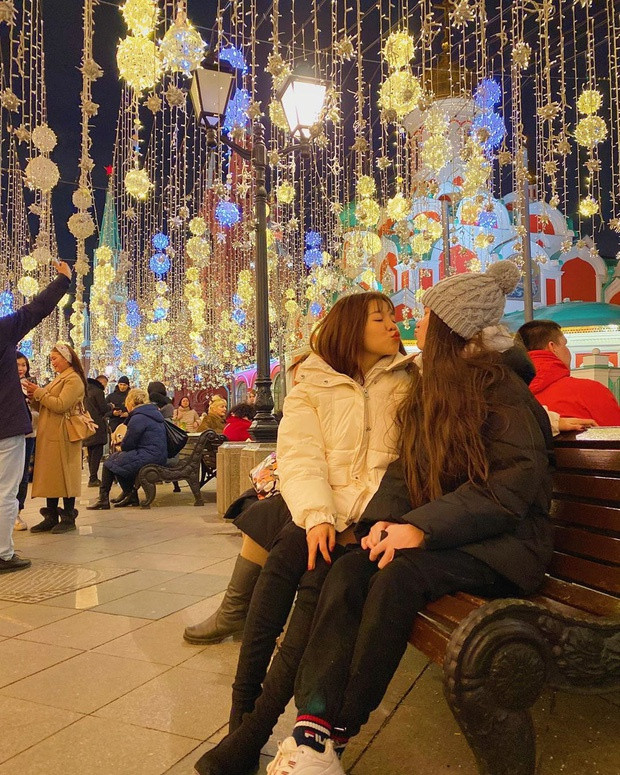 Đưa bạn gái hot girl về Nga ra mắt gia đình, Đặng Văn Lâm sắp có tin vui? ảnh 4