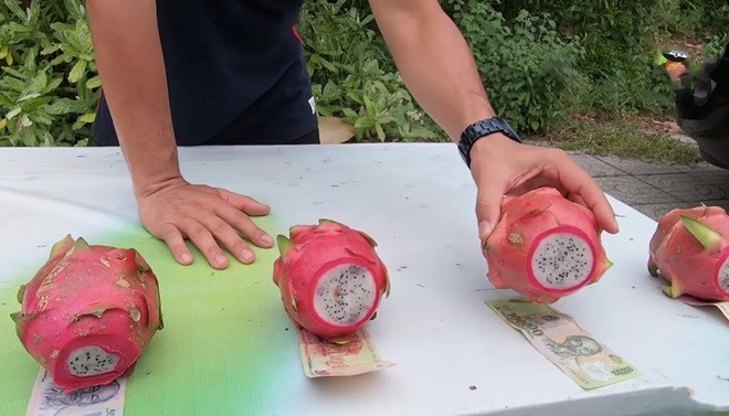 Diễn viên Kinh Quốc bị chỉ trích vì làm video thách thức nghệ sĩ ăn hoa quả ảnh 1