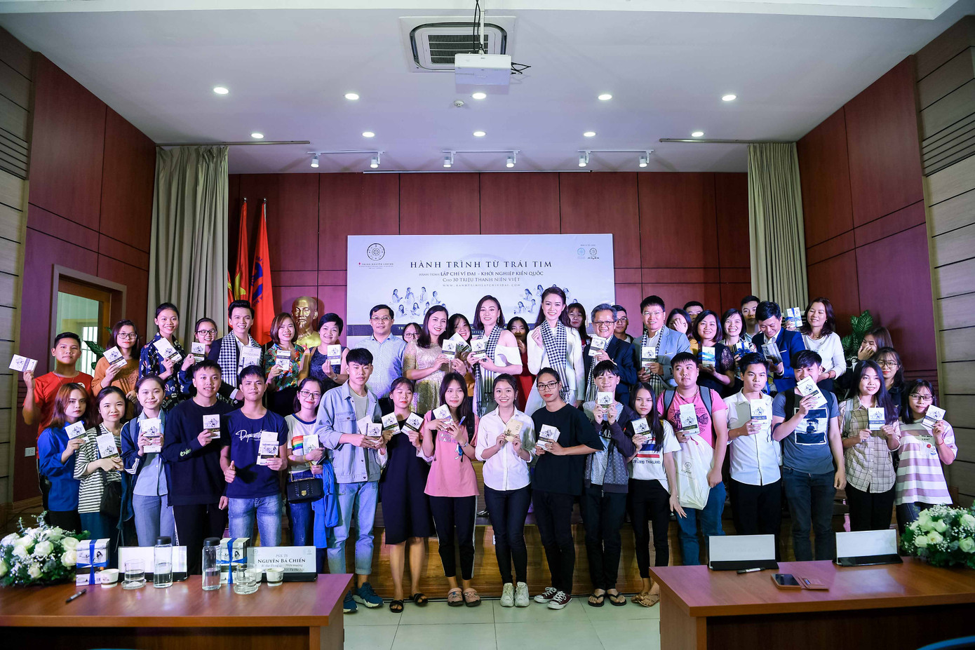 Diễn viên Phương Oanh: Tri thức là thước đo sự giàu có của con người ảnh 1