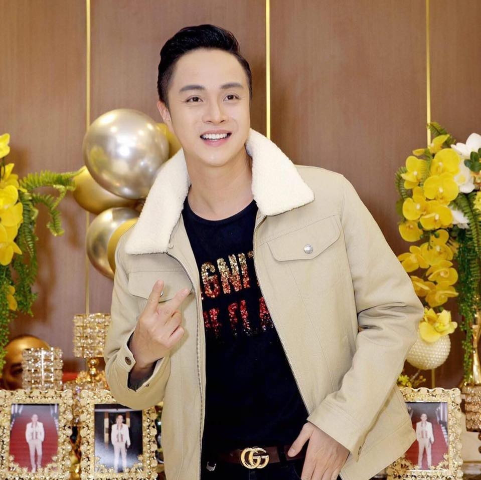 Choáng ngợp với không gian trong biệt thự 'khủng' ở Mỹ của Nhật Tinh Anh ảnh 14