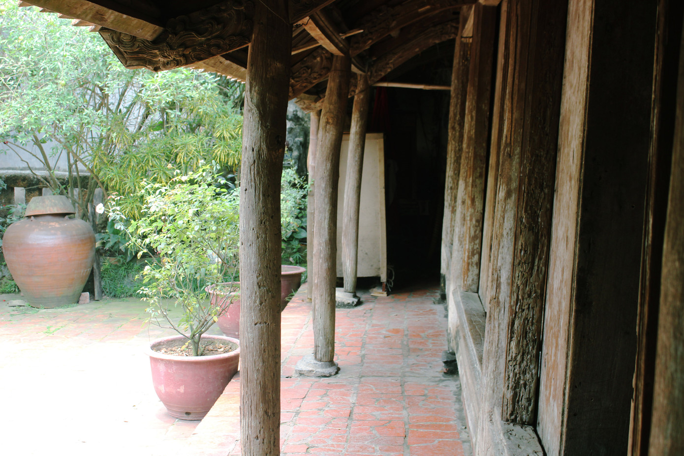 Chiêm ngưỡng vẻ đẹp di sản vẹn nguyên ở làng cổ Đường Lâm ảnh 8