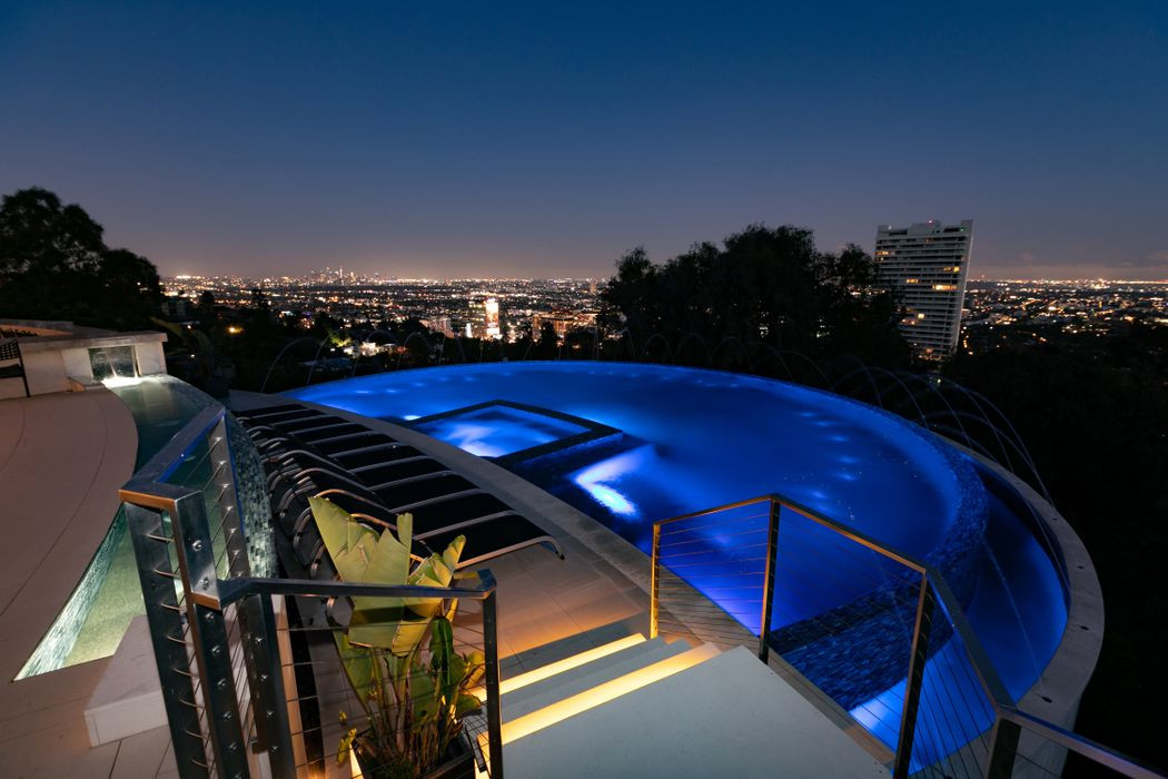 Choáng ngợp trước biệt thự 25 triệu USD siêu sang ở Mỹ của Nathan Lee ảnh 10