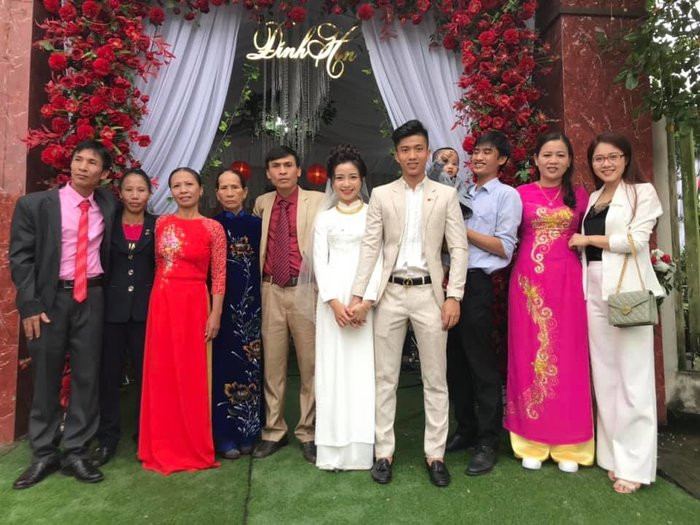 Câu cảm ơn sau lễ ăn hỏi bạn gái hot girl của Phan Văn Đức gây 'sốt' ảnh 5