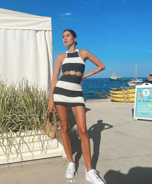 'Mỹ nhân nóng bỏng nhất Canada' trình diễn nội y đầy 'khiêu khích' ảnh 10