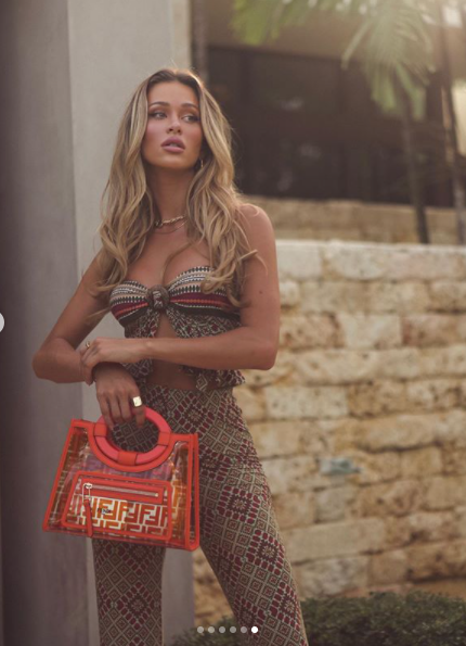 Mẫu 9x Cindy Prado nóng bỏng đẹp mê mẩn với áo tắm ảnh 8