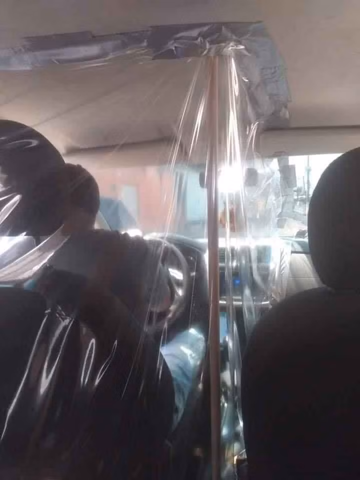 Ngã ngửa với bộ sưu tập khẩu trang tự chế "đố ai mà nghĩ ra được" ảnh 5