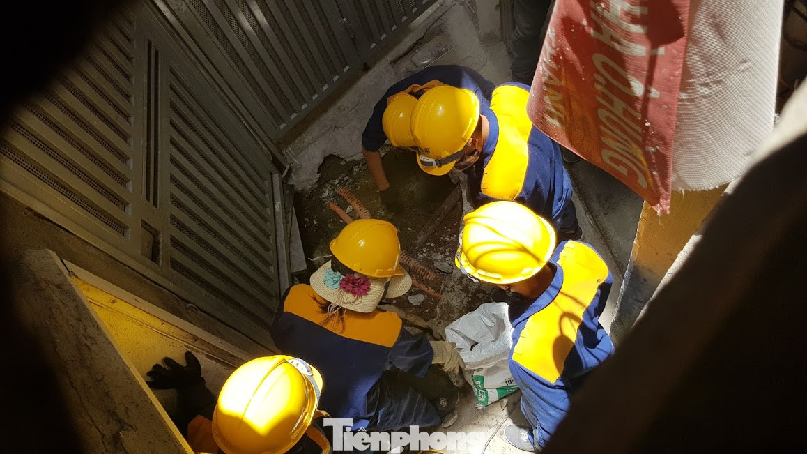 Cả trăm người ‘giải cứu’ khu dân cư ngập nước thải ảnh 4