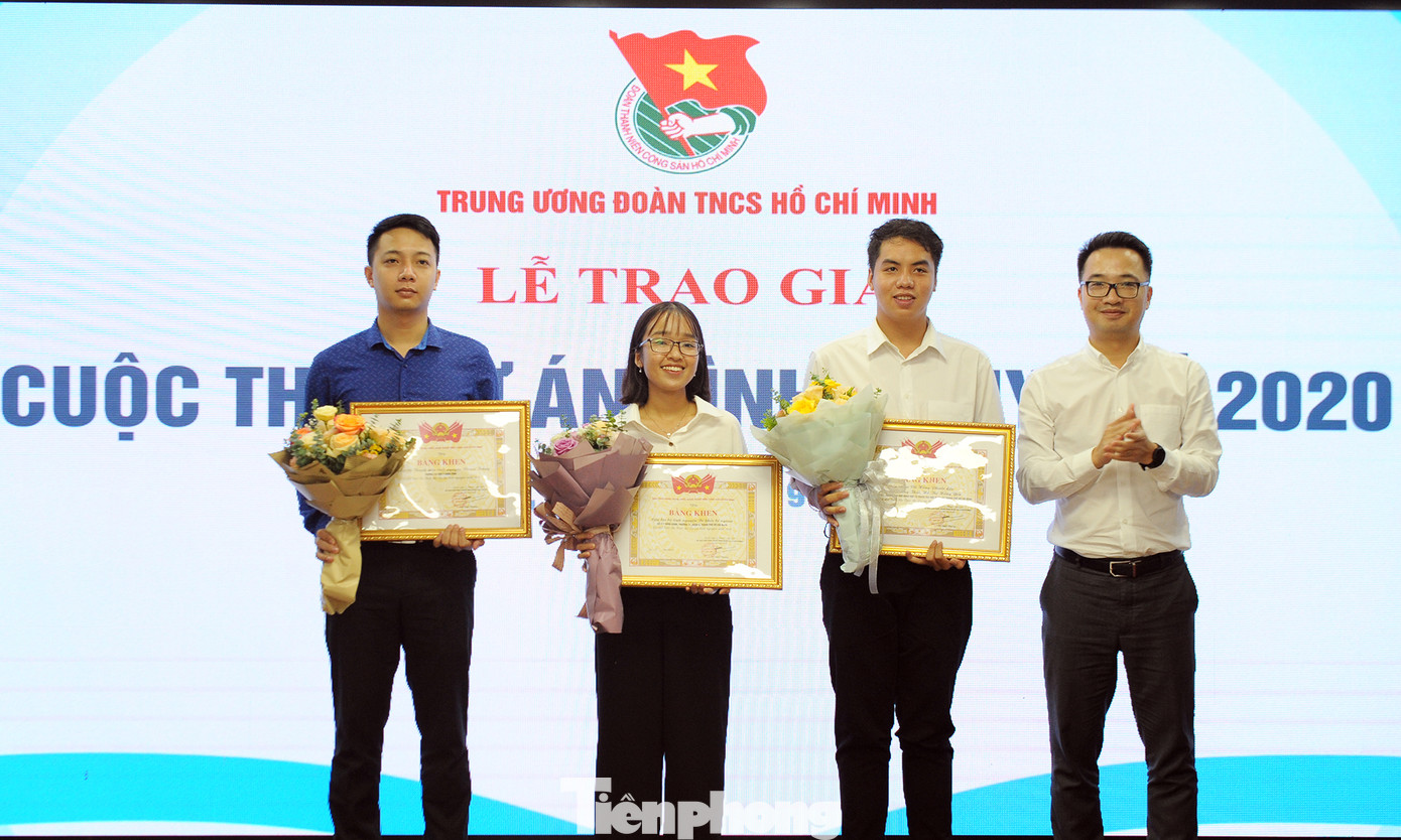 Vinh danh 10 dự án tình nguyện sáng tạo vì cộng đồng xuất sắc nhất ảnh 4