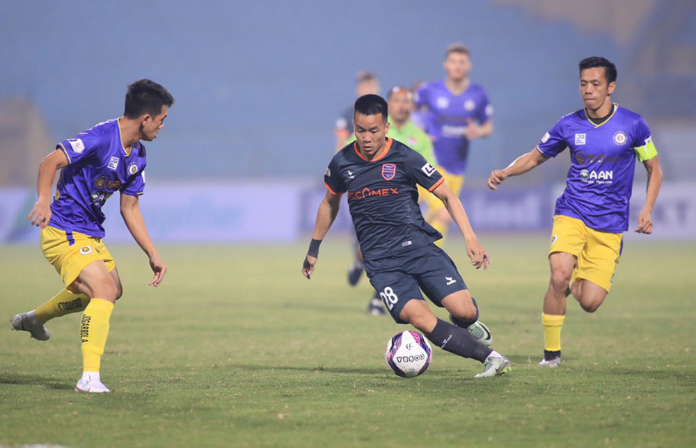 Mạc Hồng Quân thấy 'bơ vơ' vì COVID-19 ảnh 1