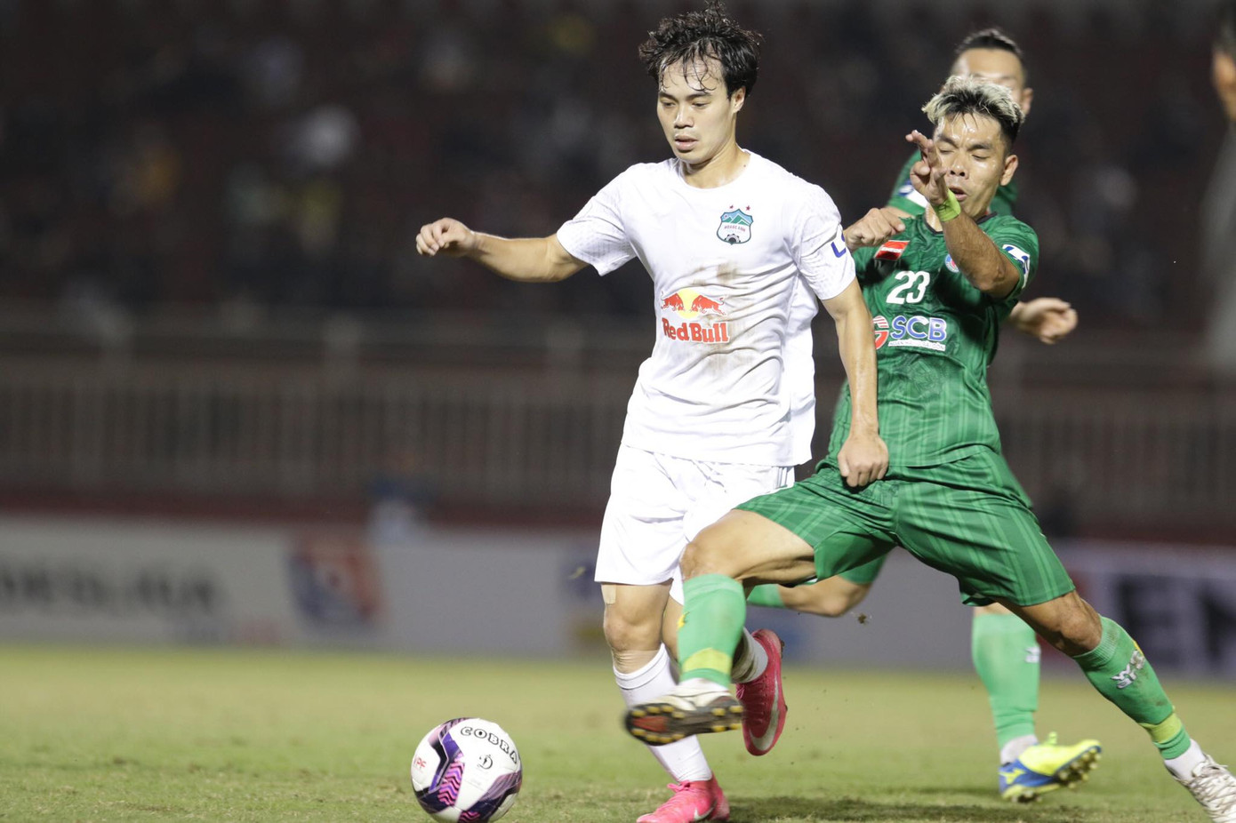 Kiatisuk chờ gì ở Nguyễn Tuấn Anh? ảnh 1