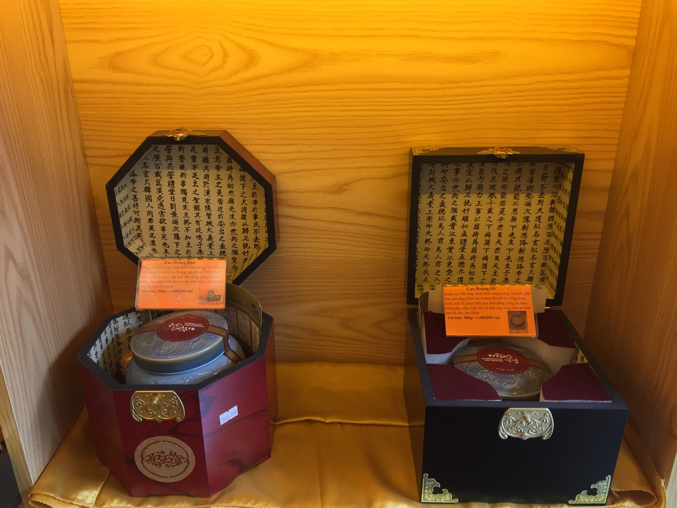 Chi hàng chục triệu mua thực phẩm ngoại ăn Tết ảnh 2