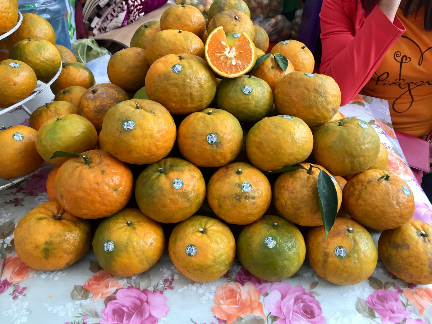 Đặc sản vùng miền 'đổ bộ' chợ Tết Thủ đô ảnh 9