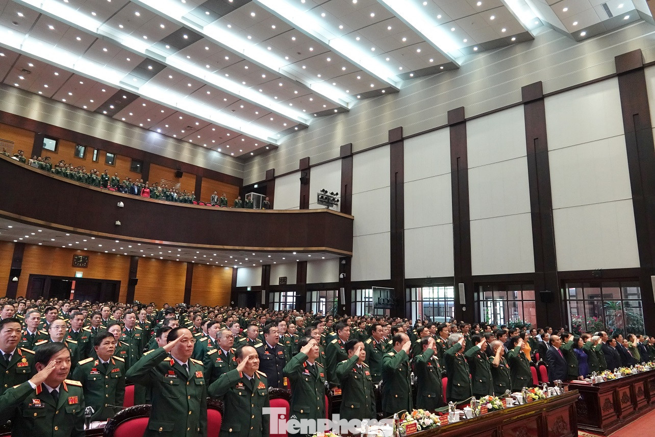 Thủ tướng: Phẩm chất 'Bộ đội Cụ Hồ' được phát huy trong phòng chống COVID-19 ảnh 2