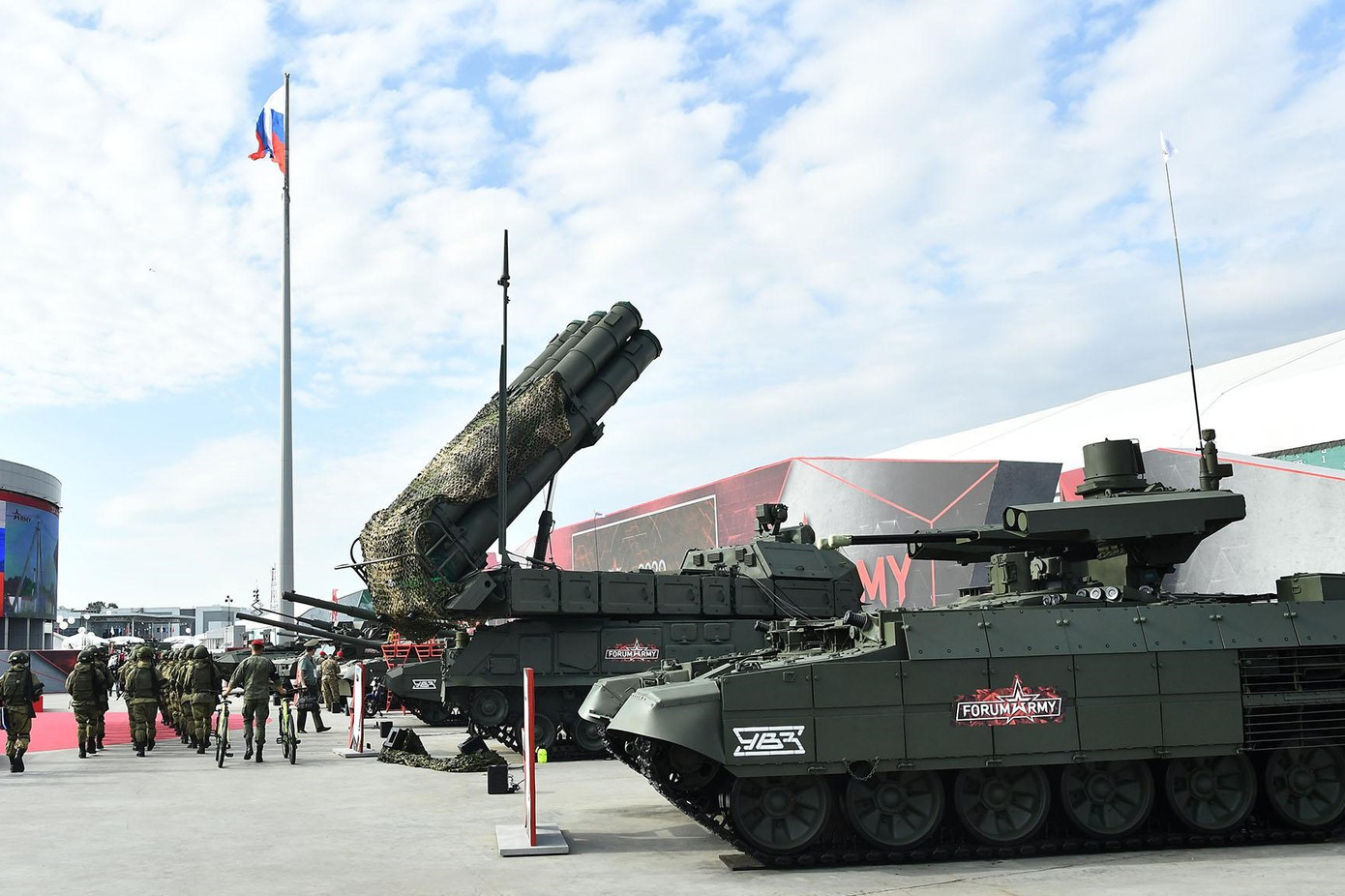 Nga khoe dàn vũ khí, thiết bị quân sự tối tân ảnh 13