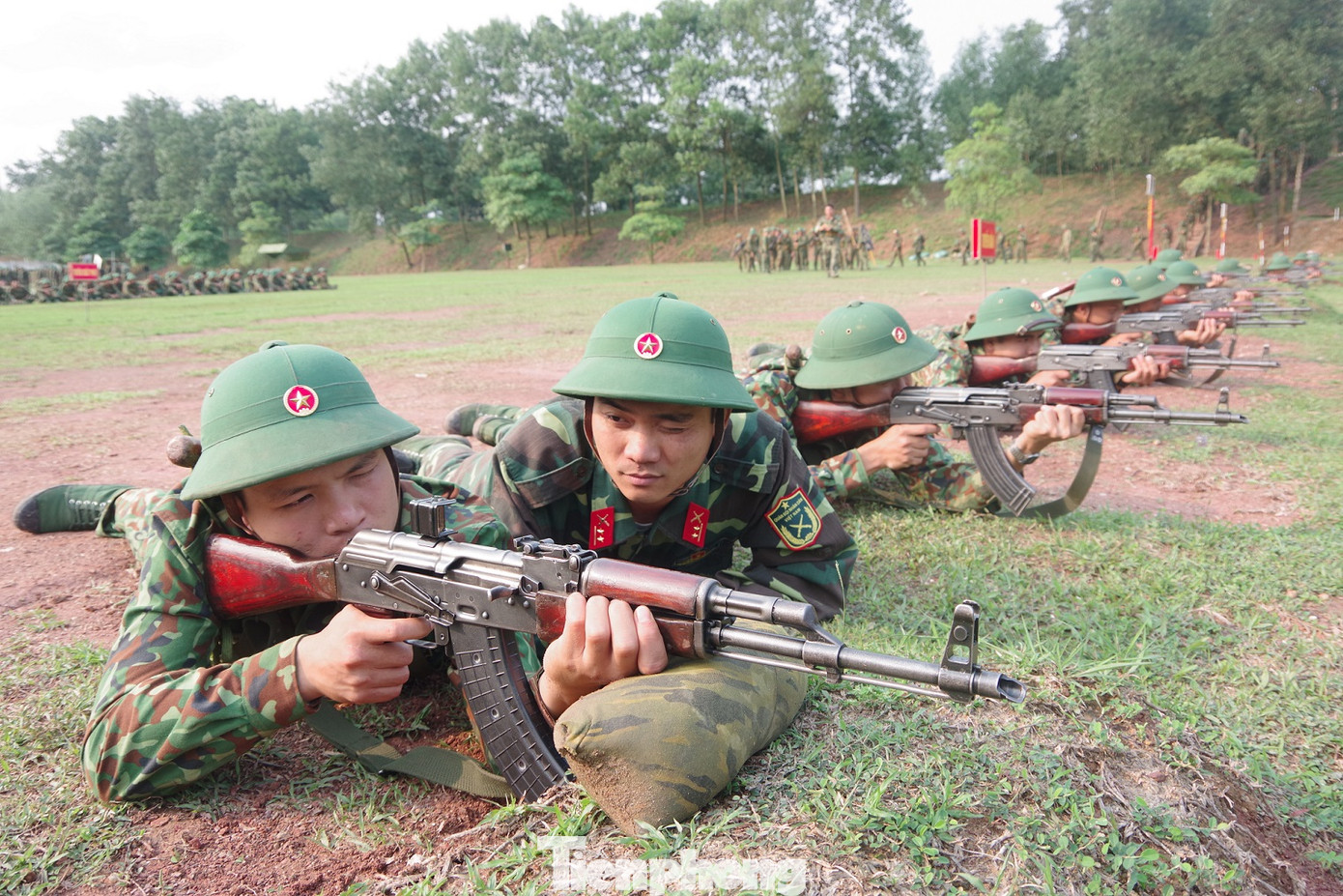 Hào hùng lính Sao Vàng ‘bám đất, bám dân, tự lực tự cường’ ảnh 12