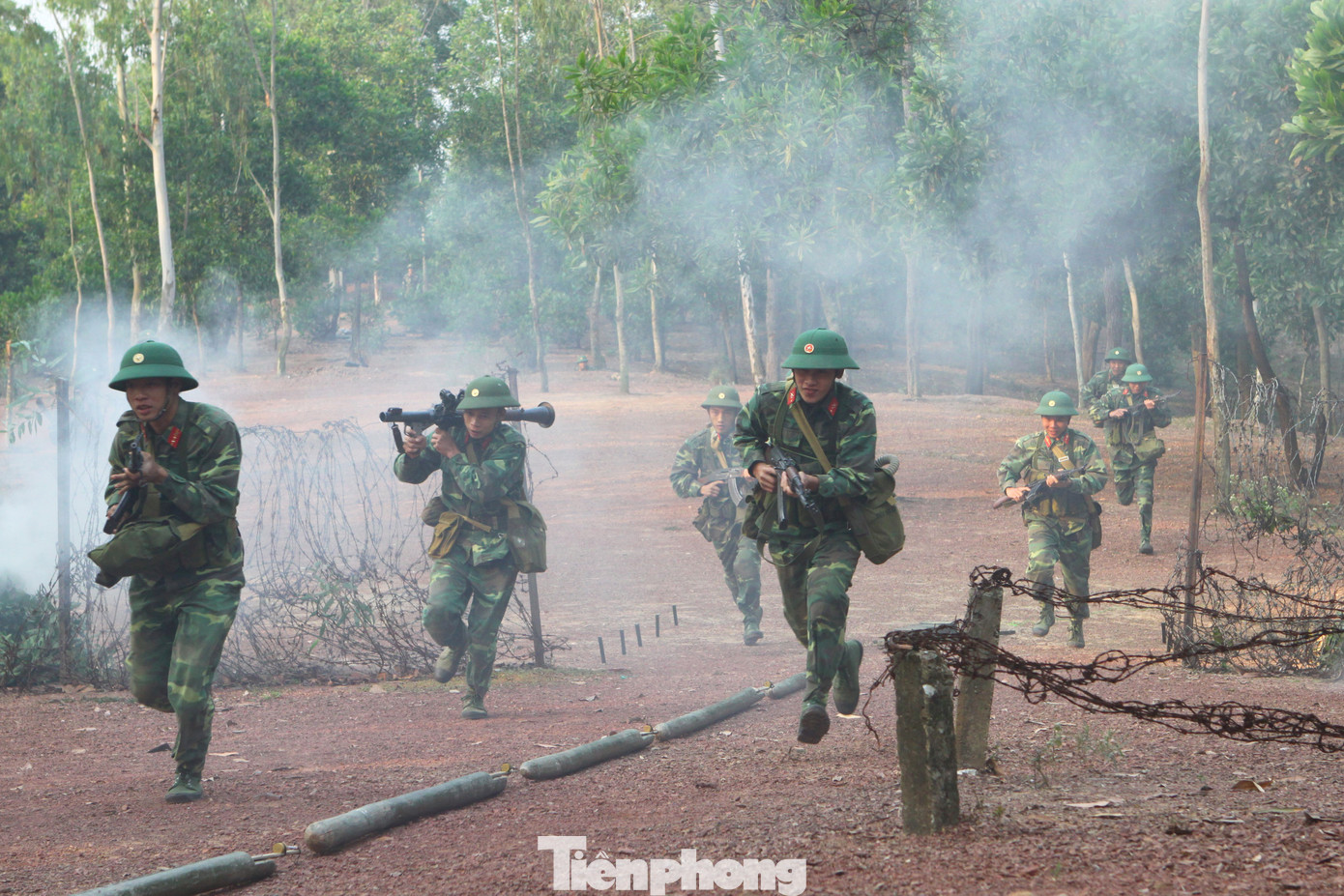 Hào hùng lính Sao Vàng ‘bám đất, bám dân, tự lực tự cường’ ảnh 5