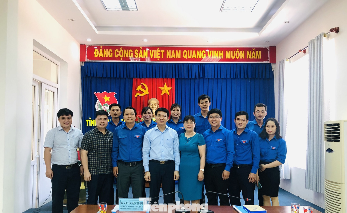 T.Ư Đoàn kiểm tra kết quả thực hiện Quy chế cán bộ Đoàn ảnh 1