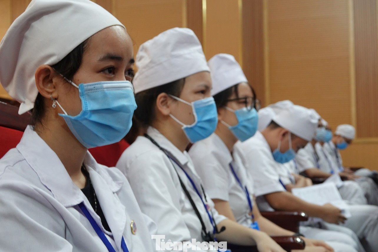 Đoàn viên Học viện Quân y thao luyện kỹ năng khám bệnh ảnh 6