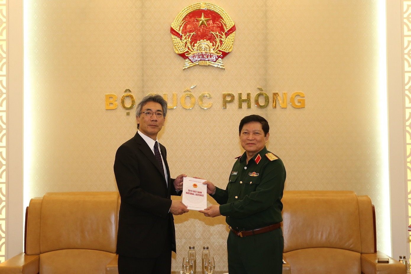 Đại tướng Ngô Xuân Lịch: Việt Nam minh bạch chính sách quốc phòng ảnh 3