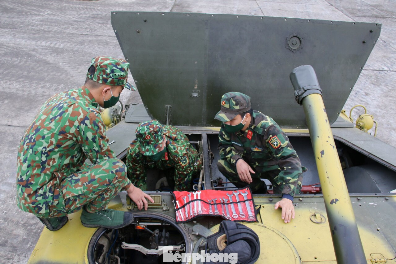 Huấn luyện chiến sĩ mới trong mùa… ‘COVID’ ảnh 9