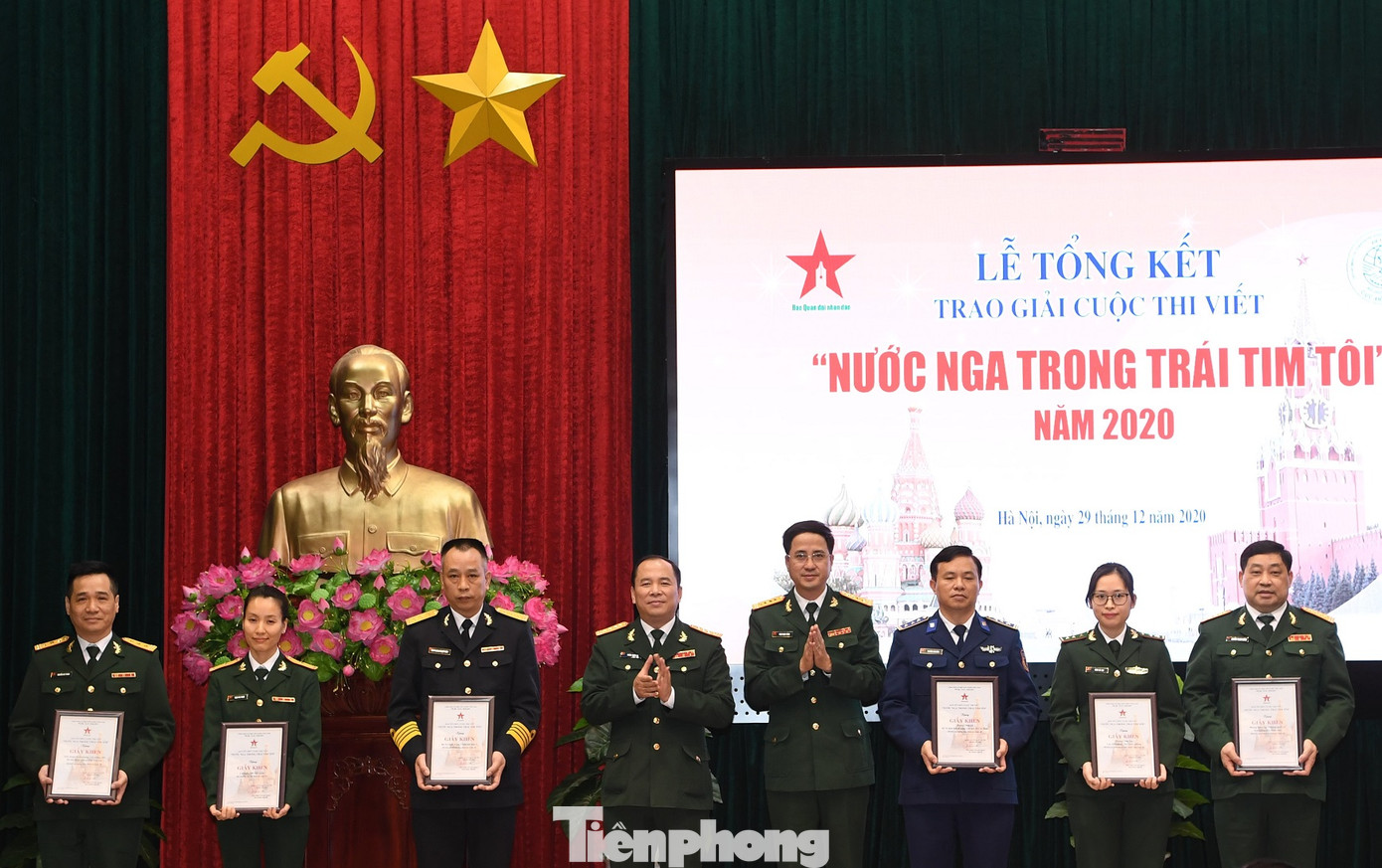 Hơn 300 tác phẩm ‘Nước Nga trong trái tim tôi’ ảnh 2