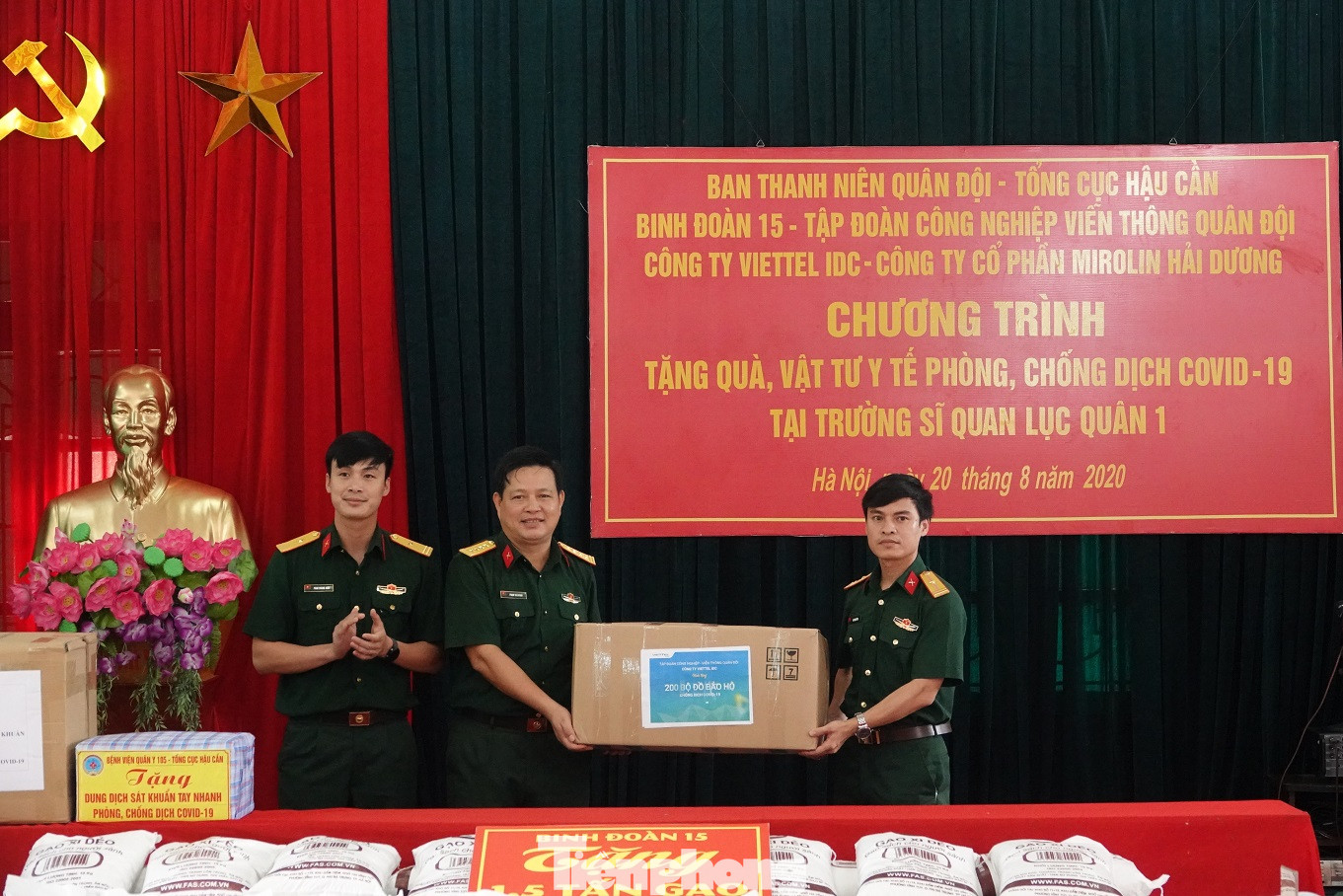Chung tay đánh bay đại dịch COVID-19 ảnh 3