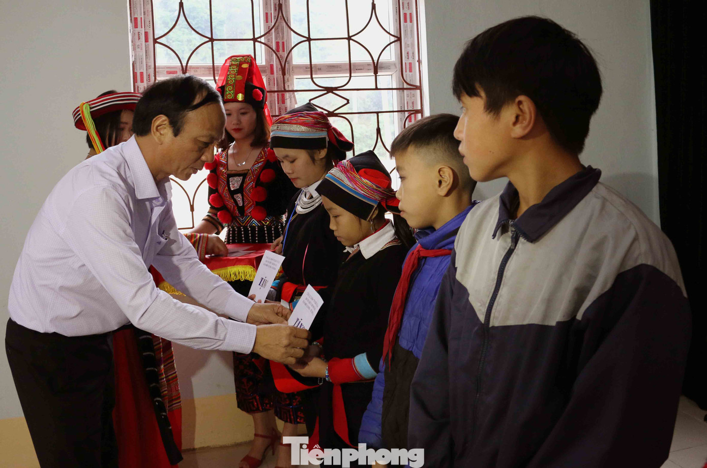 Xuân biên giới thắm tình quân dân ảnh 3