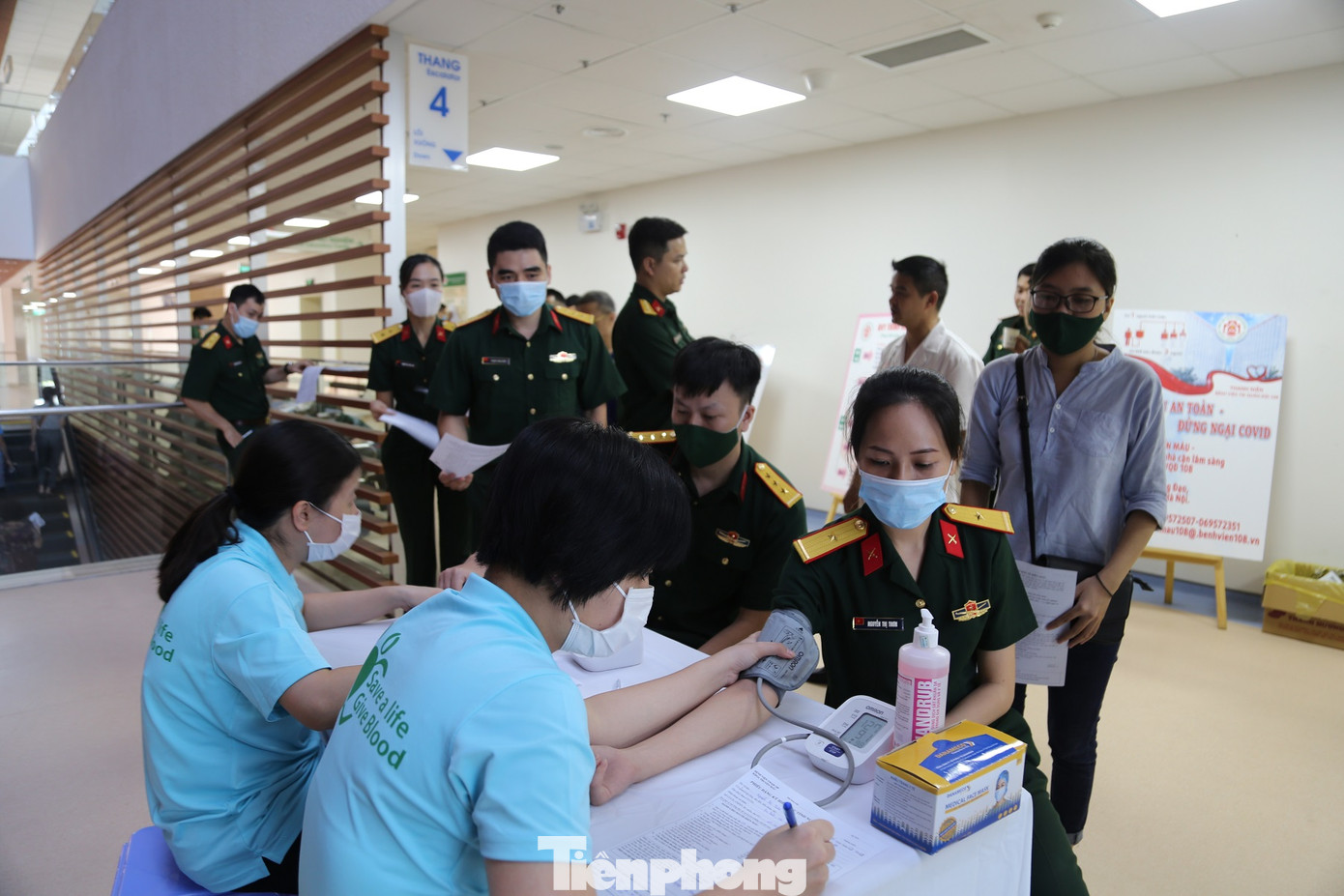 Đoàn viên Bộ Tư lệnh 86 ‘Gửi yêu thương, trao hạnh phúc’ ảnh 1