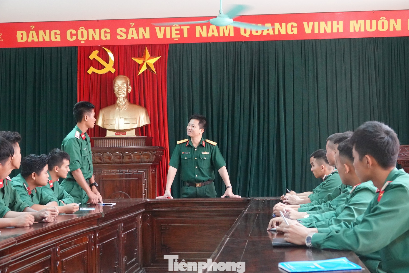 Bổ trợ nâng cao ý thức pháp luật cho thanh niên Quân đội ảnh 4