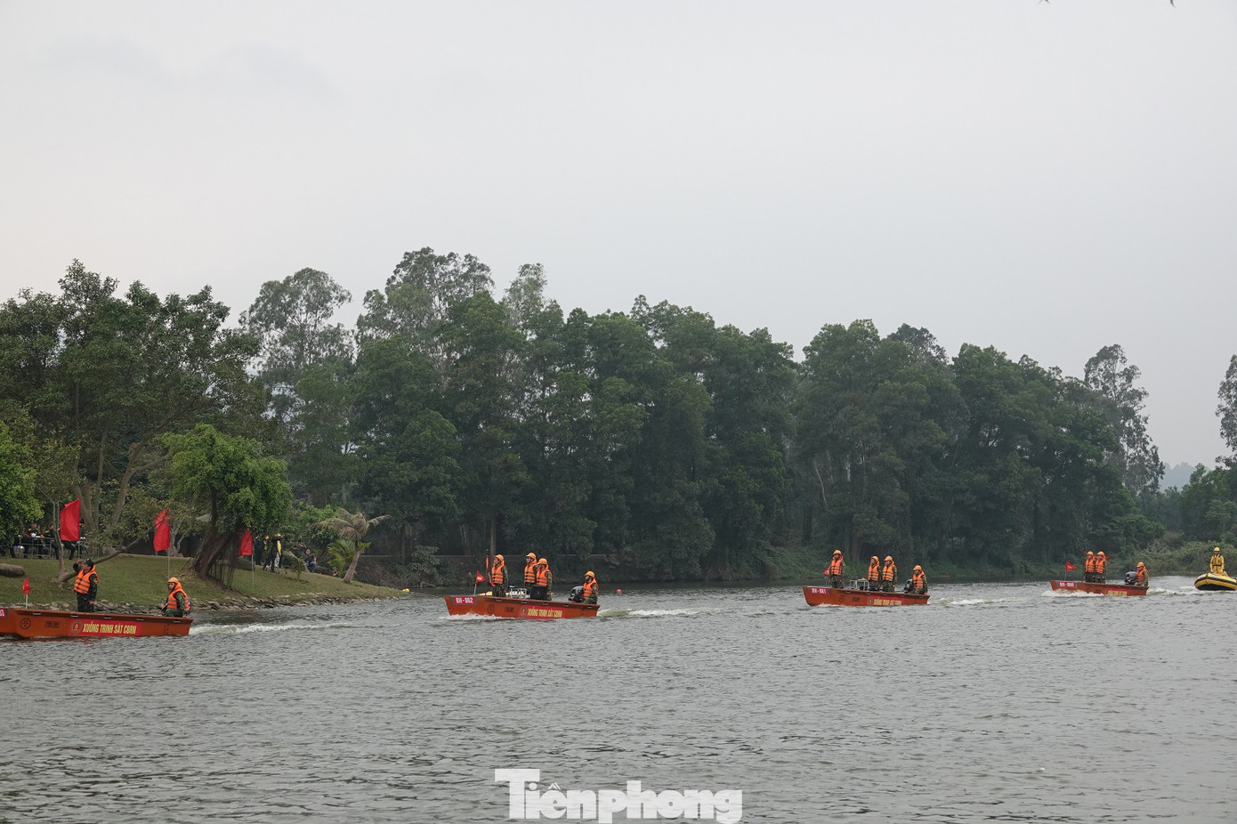 Quân đội diễn tập phòng thủ dân sự liên tỉnh ứng phó sự cố môi trường ảnh 4