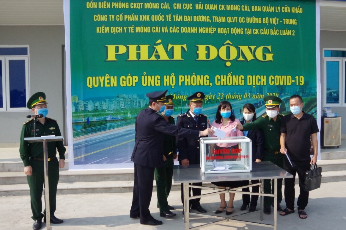 Chiến sĩ biên phòng quyên góp ủng hộ phòng, chống Covid-19 ảnh 1