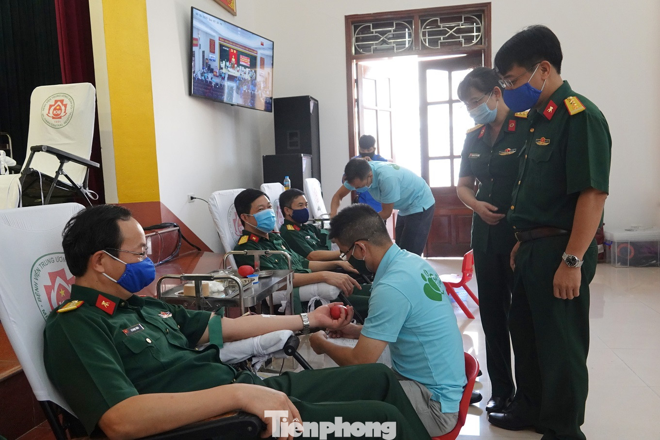 Tuổi trẻ Z115 ‘Sẻ giọt máu đào - Trao niềm hy vọng’ ảnh 2