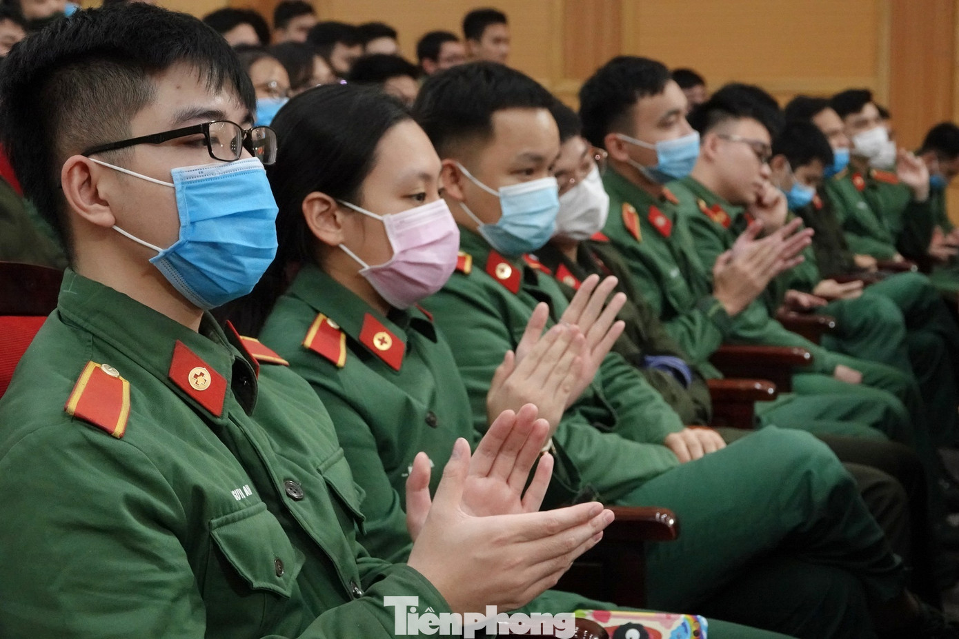 Học viên, sinh viên Học viện Quân y so tài tiếng Anh ảnh 6