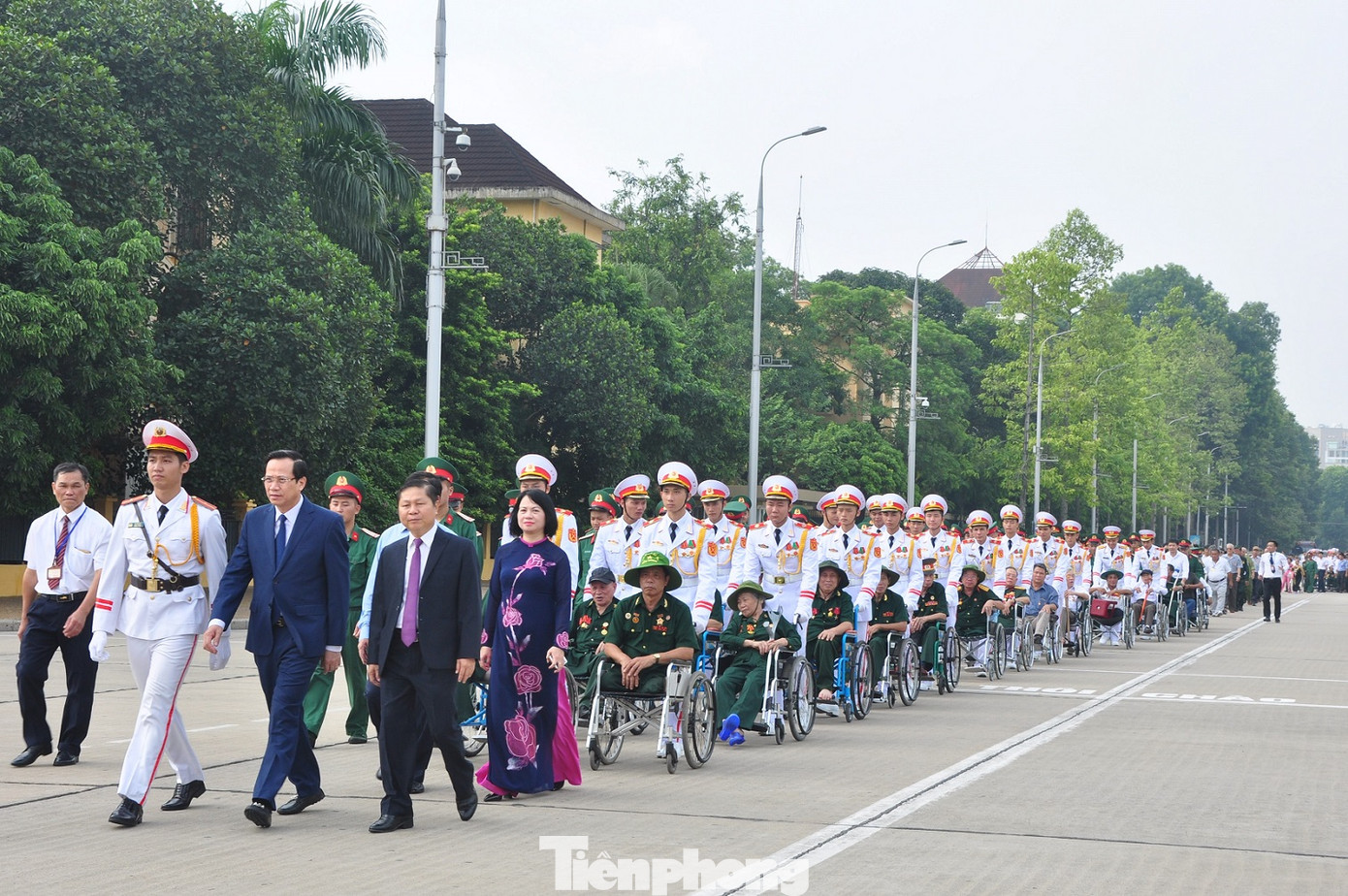 Những người lính canh giấc ngủ của Bác ảnh 2