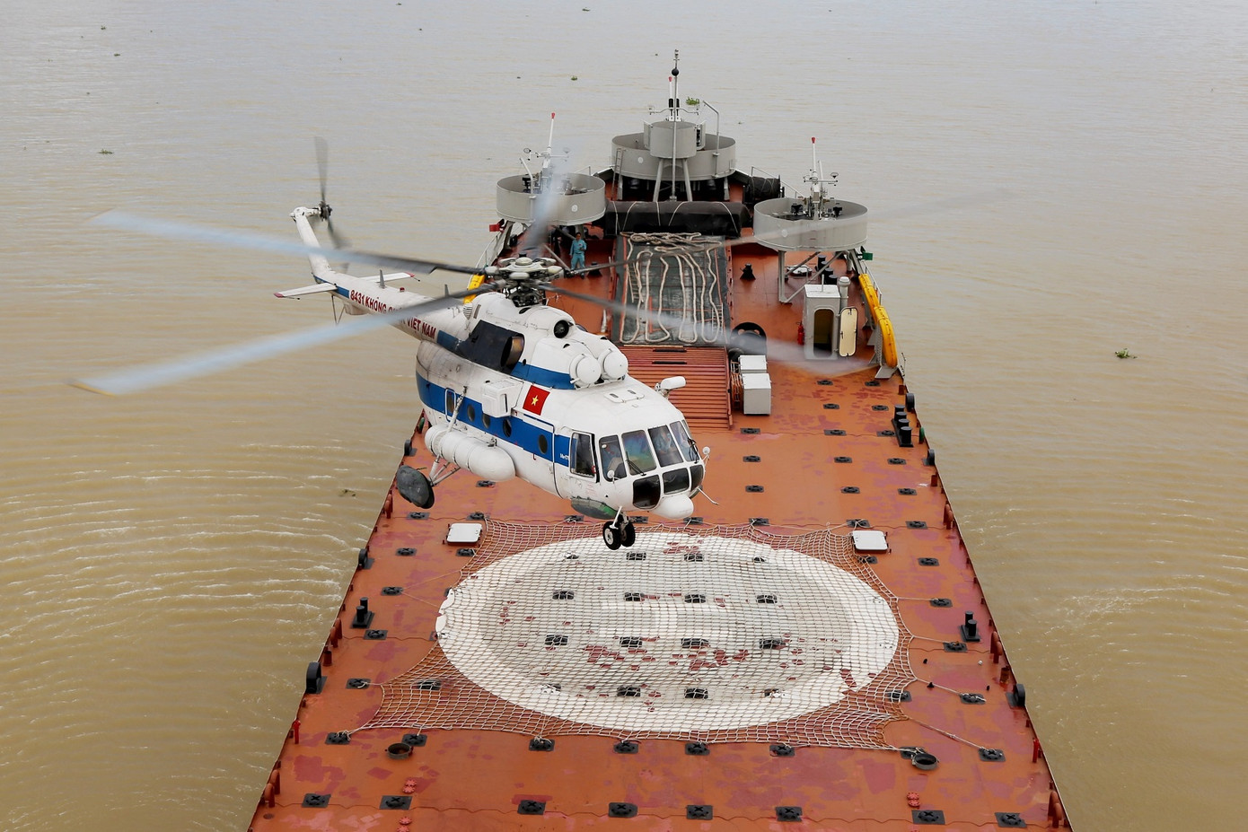 Về Cần Thơ xem Không quân thao luyện cùng Hải quân ảnh 4