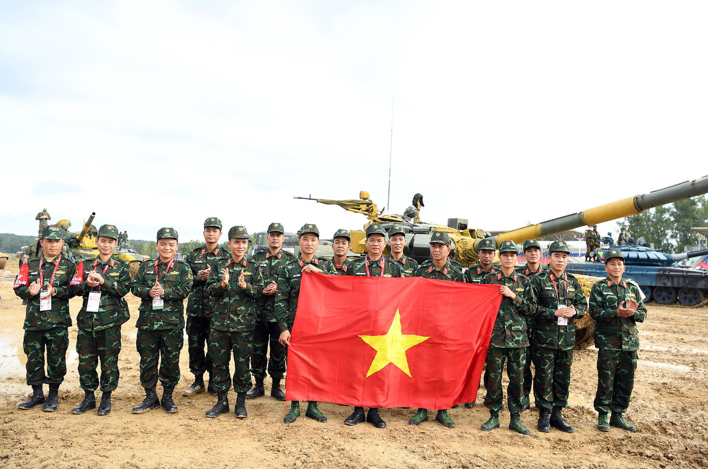 Army Games: Cờ đỏ sao vàng tung bay trên thao trường Alabino ảnh 5