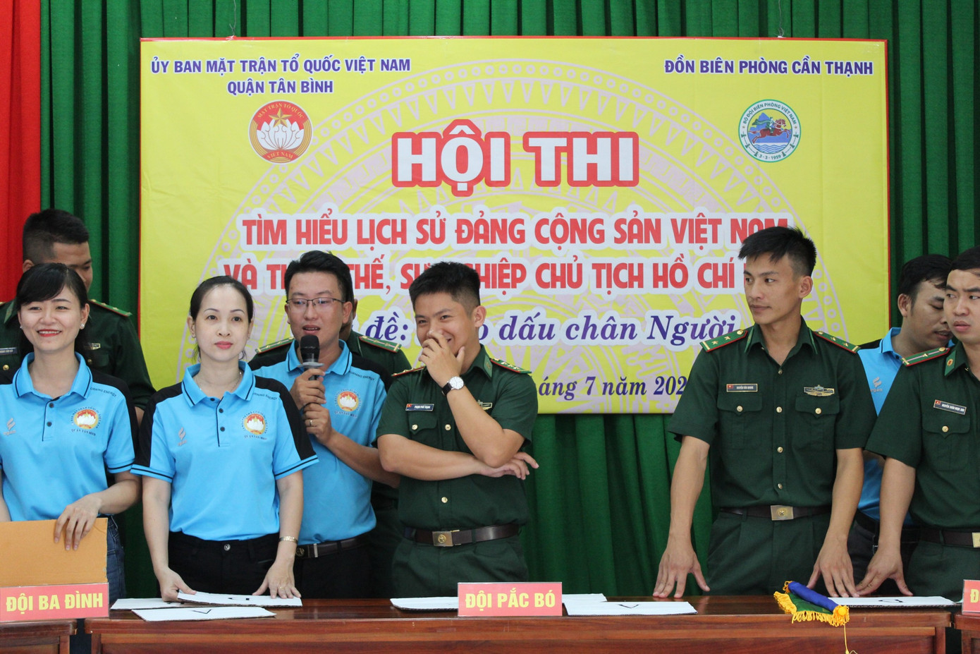 Theo dấu chân Người ảnh 1