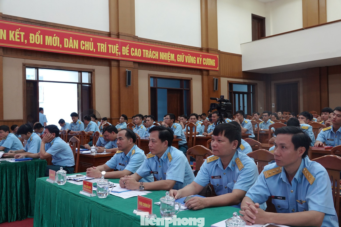 Cán bộ trẻ vững niềm tin, bền ý chí ảnh 2