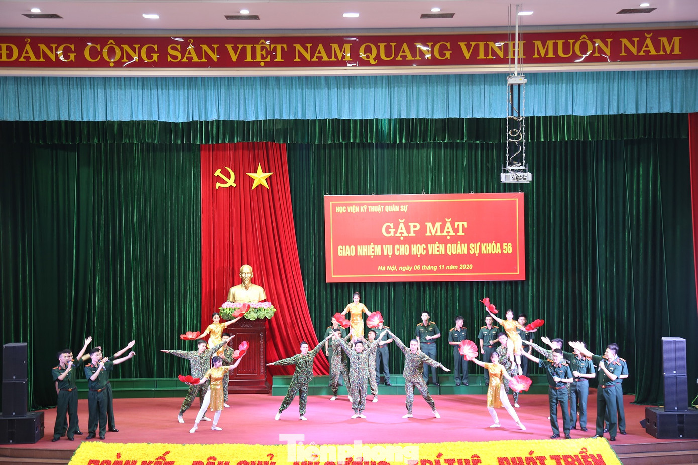 Học viện Kỹ thuật Quân sự tiếp sức 655 tân học viên ảnh 2