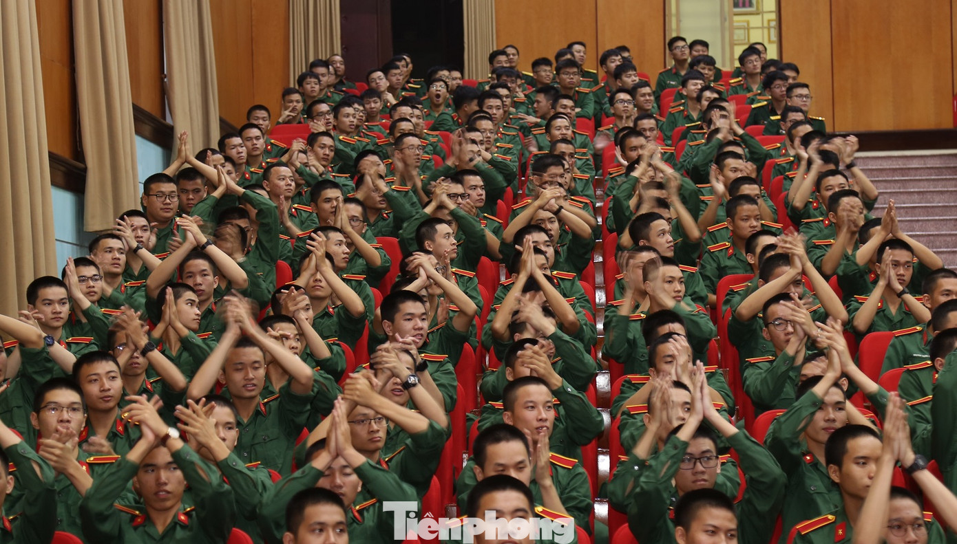 Học viện Kỹ thuật Quân sự tiếp sức 655 tân học viên ảnh 3