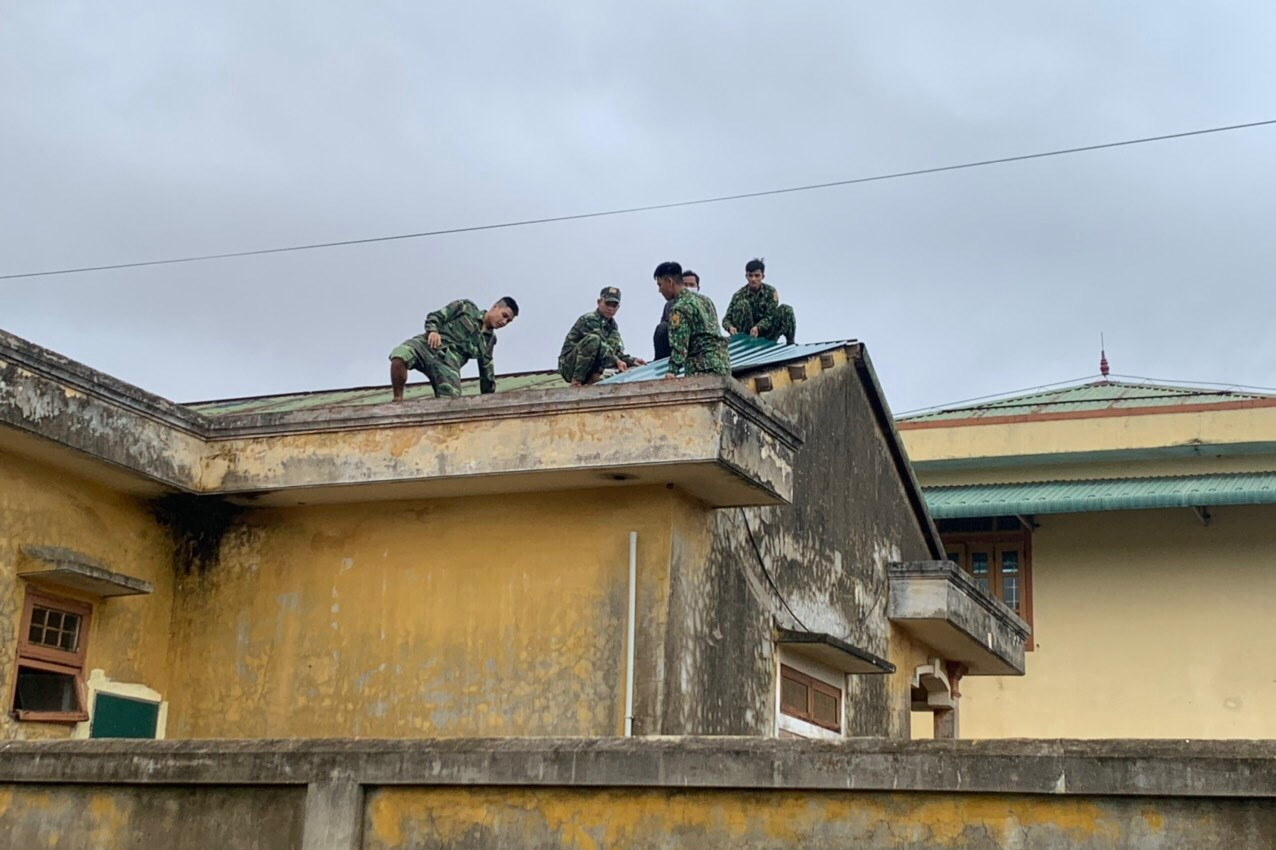 Bão 13 dữ dội nhất từ đêm nay đến sáng mai, nguy cơ ngập lụt lớn ảnh 25