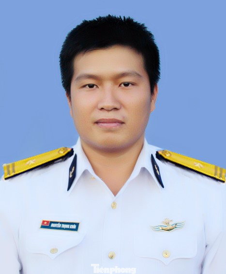 Tên lửa Tàu ngầm 182 - Hà Nội đánh trúng mục tiêu từ lòng biển Đông ảnh 1