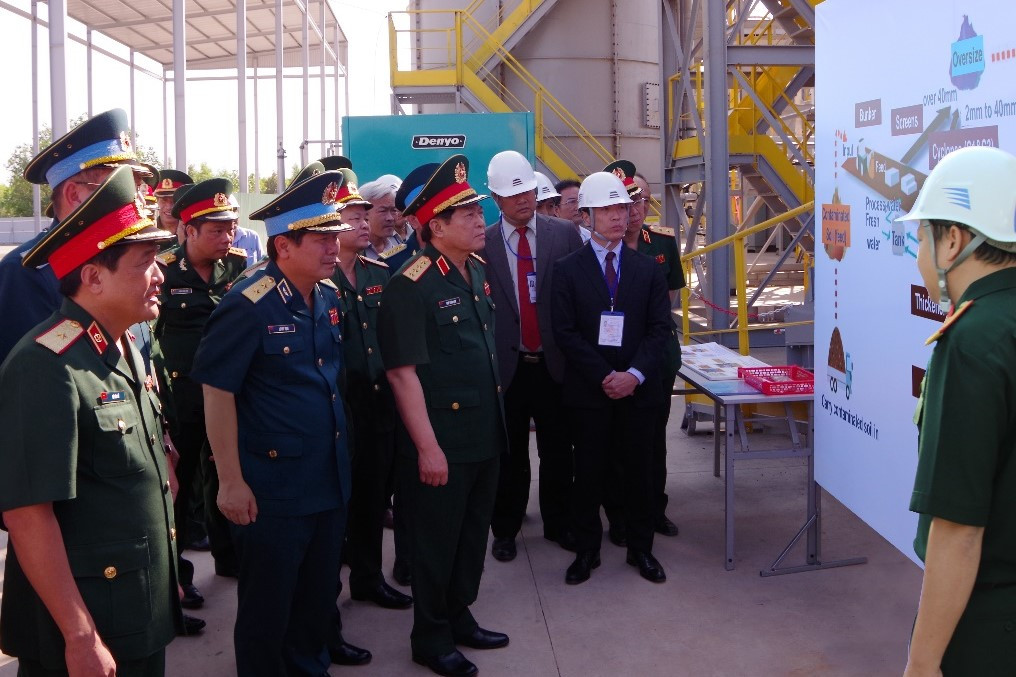 Triển lãm ảnh trực tuyến vì nạn nhân chất độc da cam/dioxin Việt Nam ảnh 3