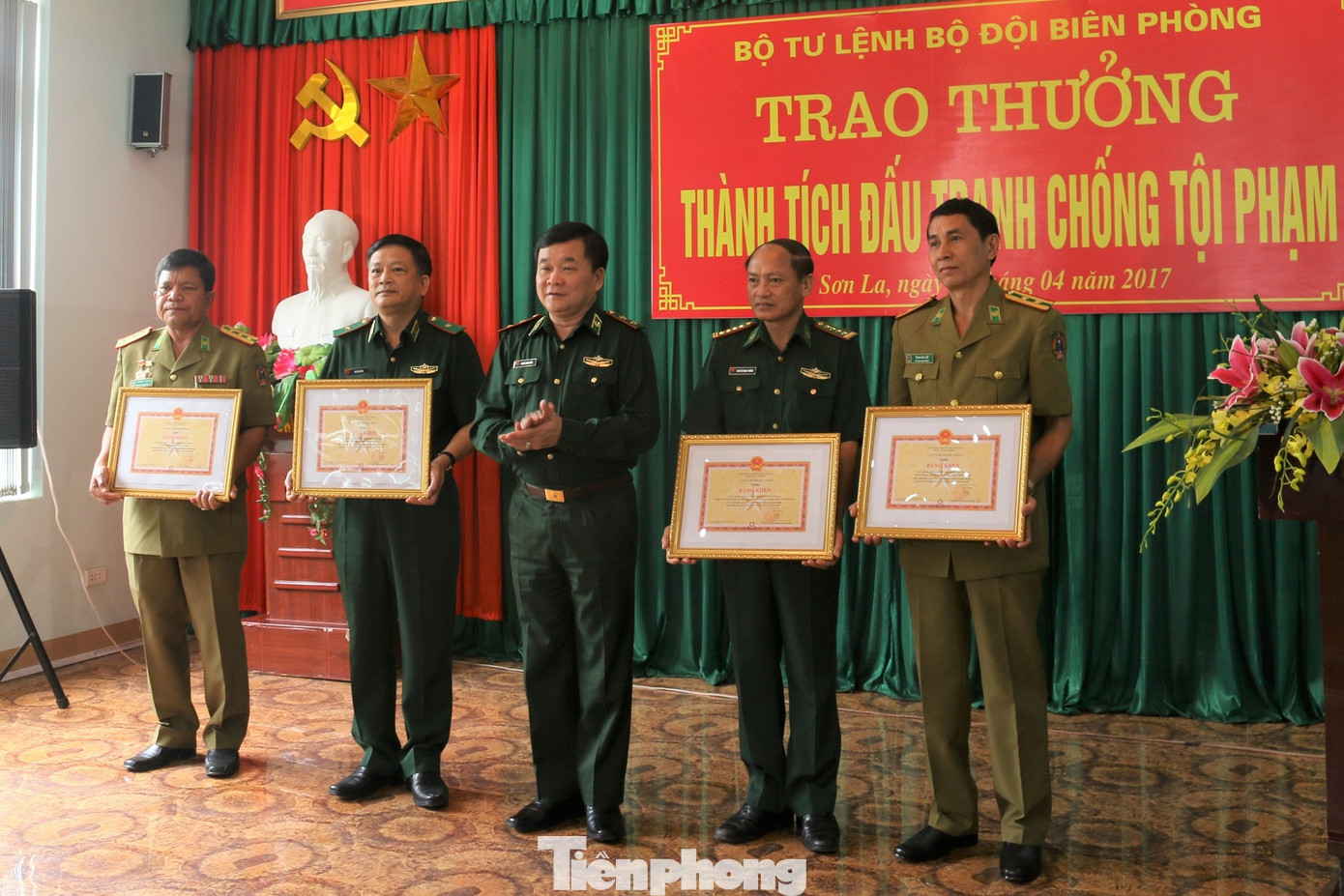 Lính biên phòng đấu súng với tội phạm ma túy, phá nhiều án 'khủng' ảnh 6