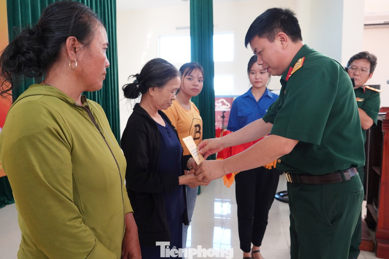 Tuổi trẻ Quân đội tiếp tục hành trình tri ân tại Quảng Trị ảnh 4