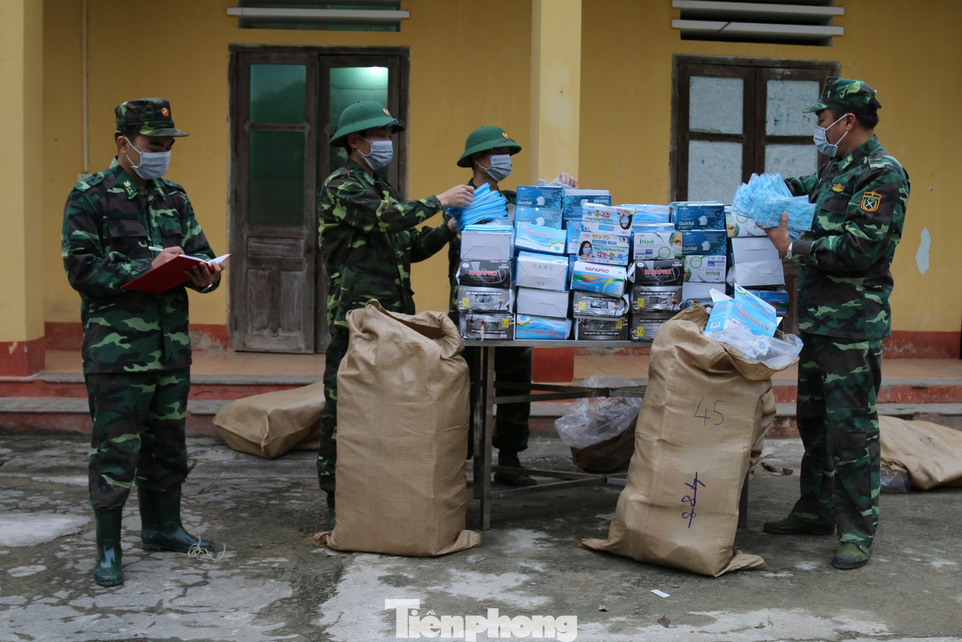 Biên phòng xứ Lạng lập nhiều chiến công mùa COVID-19 ảnh 6