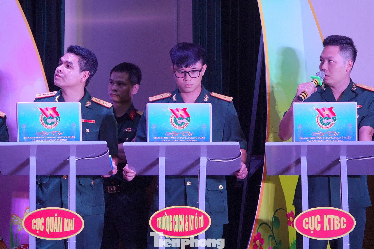 Thanh niên Tổng cục Kỹ thuật với pháp luật và an toàn giao thông ảnh 4