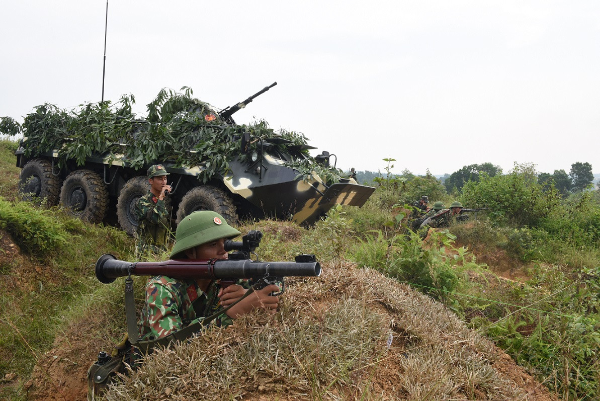 Hàng trăm nam thanh nữ tú Bộ Tư lệnh Thủ đô nhảy 'Ghen cô Vy' ảnh 1 Hàng trăm nam thanh nữ tú Bộ Tư lệnh Thủ đô nhảy 'Ghen cô Vy' ảnh 1